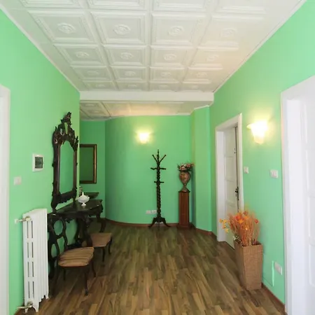 Casa Iris