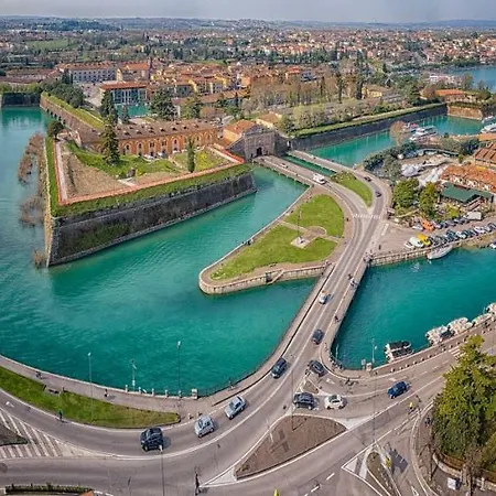 Casa Iris Peschiera del Garda
